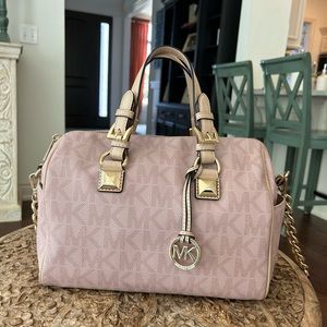 Pale/baby pink medium Micheal kors satchel bag